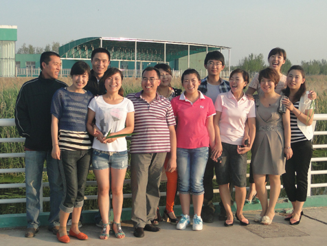 维多利亚老品牌vic(集团)官方网站