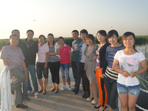 维多利亚老品牌vic(集团)官方网站