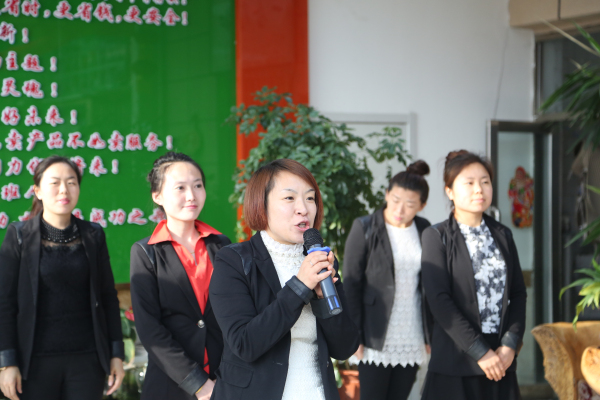 维多利亚老品牌vic(集团)官方网站