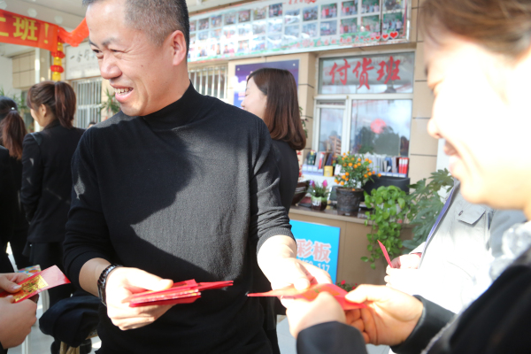 维多利亚老品牌vic(集团)官方网站