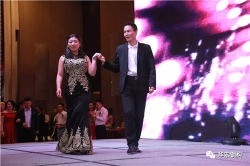 维多利亚老品牌vic(集团)官方网站