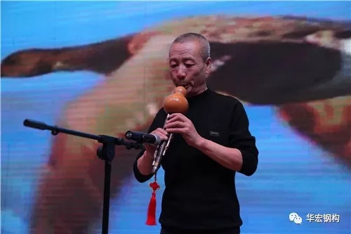 维多利亚老品牌vic(集团)官方网站