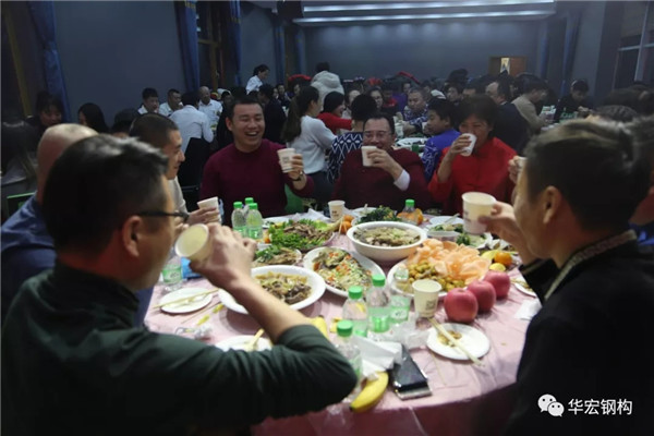 维多利亚老品牌vic(集团)官方网站