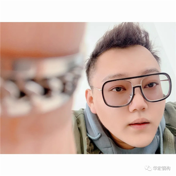 维多利亚老品牌vic(集团)官方网站