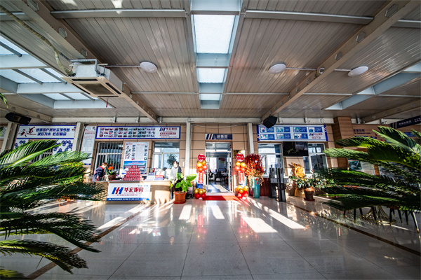 维多利亚老品牌vic(集团)官方网站