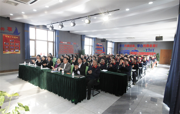 维多利亚老品牌vic(集团)官方网站