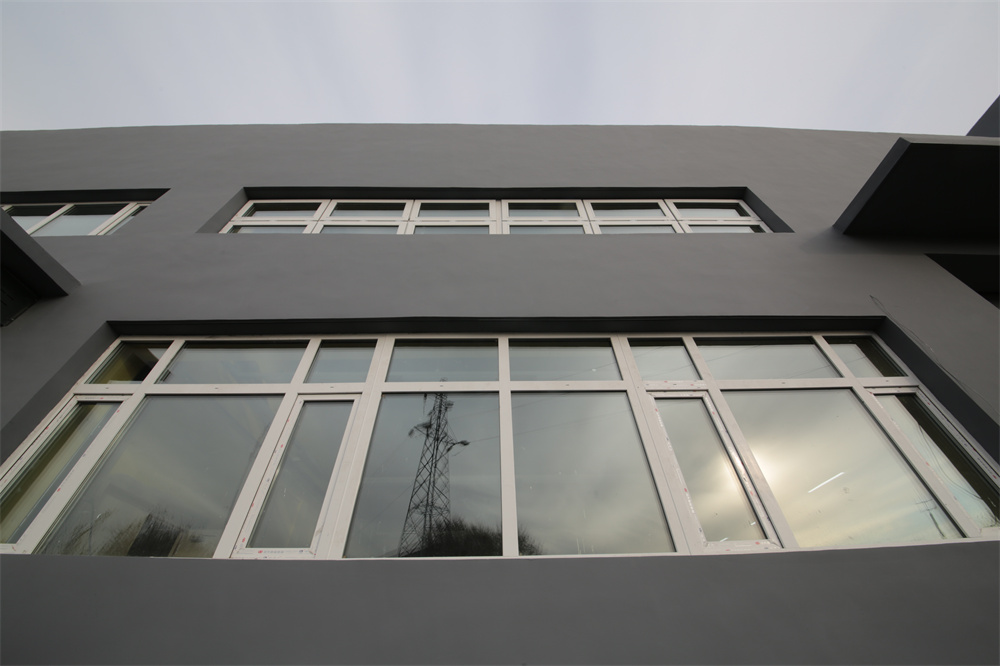 维多利亚老品牌vic(集团)官方网站